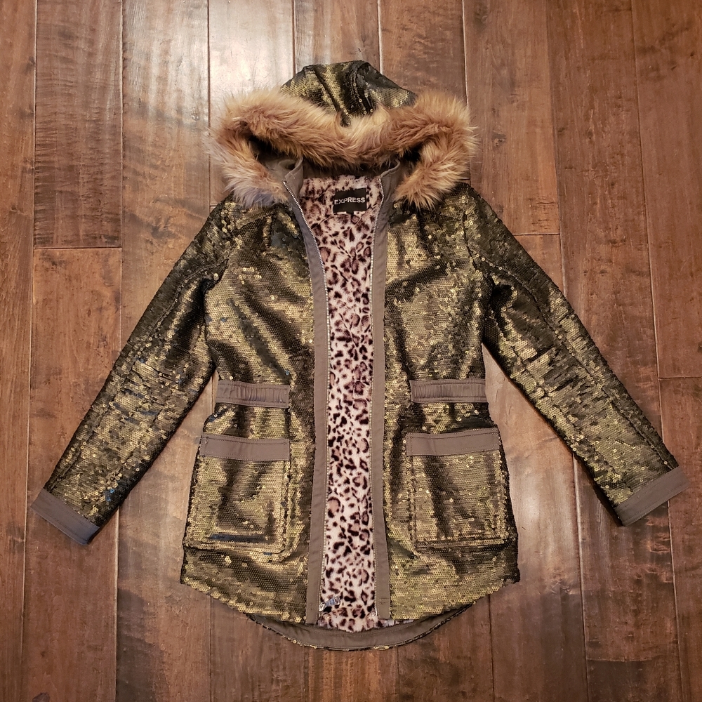 SALE NWOT Express Green Sequin Thick Coat
